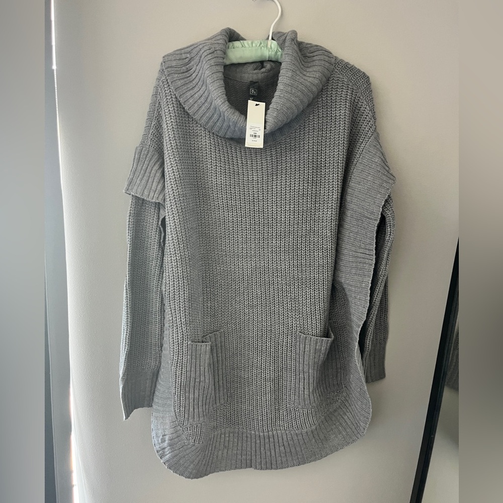 Francesca’s Ayla: Gray Women's Sweater with Cowl Neck - Picture 2 of 4